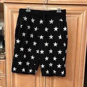 Black Star-Patterned Men's Shorts